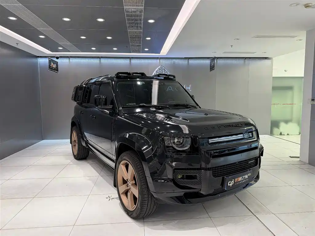 Land Rover Defender 2022 110 P400 X-DYNAMIC HSE фото 3