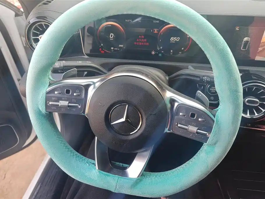 Mercedes-Benz A-Class 2020 Facelift A 200 L Sport Sedan Fashion фото 15
