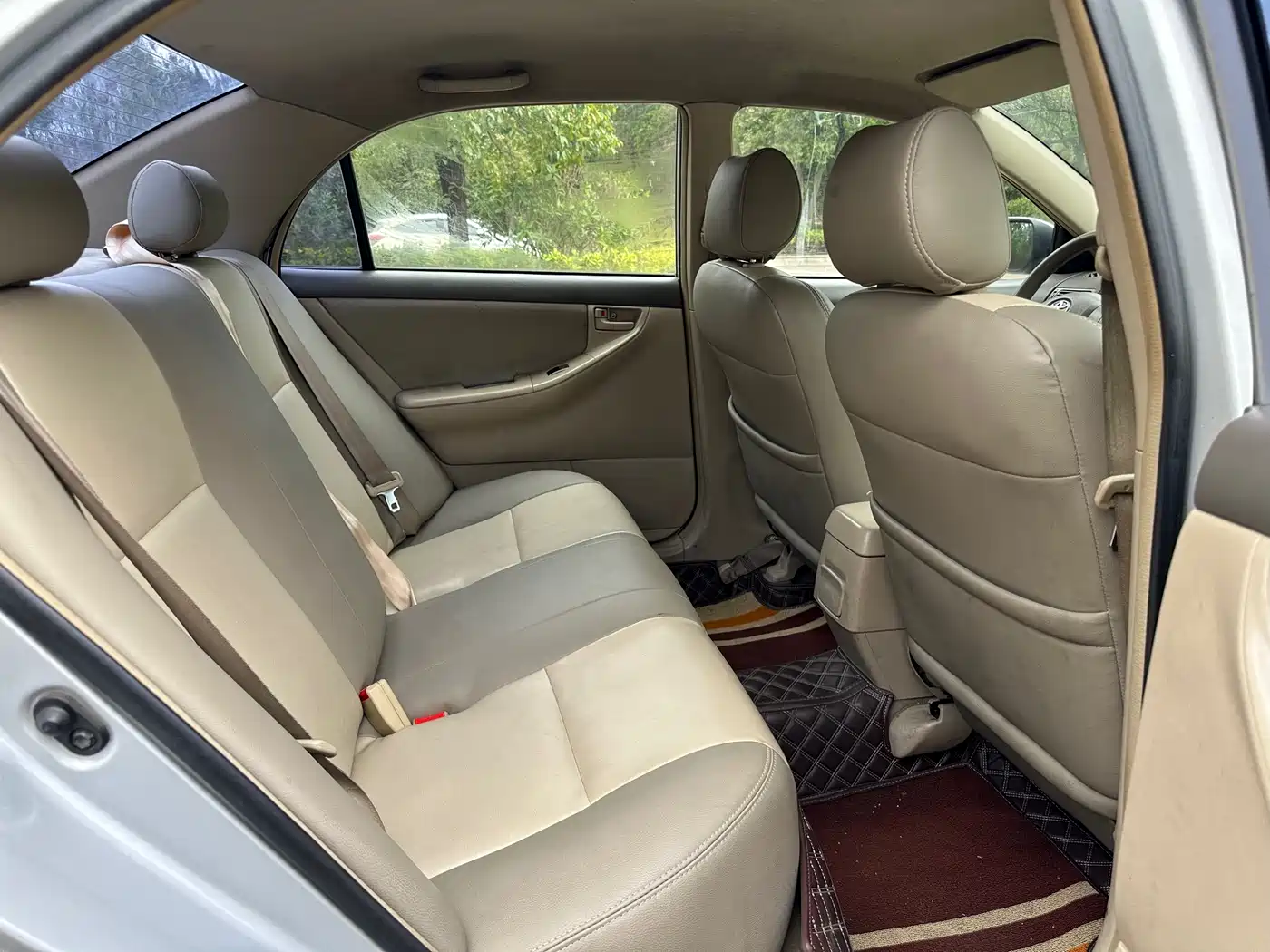 Toyota Corolla 2011 1.6L Automatic Classic Edition фото 26