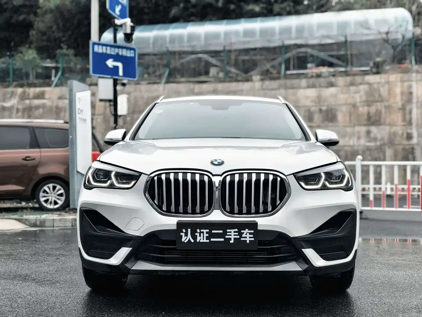 BMW X1 2021 sDrive25Li Leading фото 2