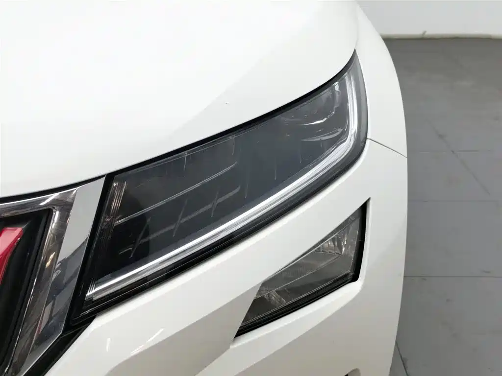 Škoda Kodiaq 2018 Facelift TSI330 5-seat 2WD Premium Luxury Edition фото 7