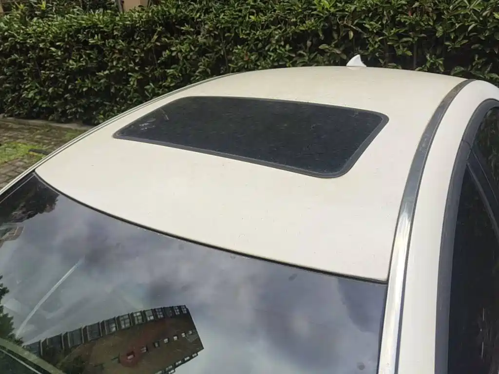 Roewe 550 2014 2013 Classic 550 1.8L Automatic Luxury
