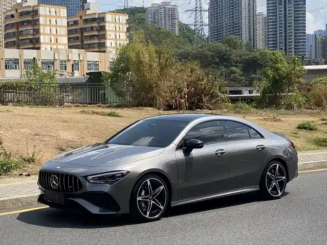 MERCEDES-BENZ CLA AMG