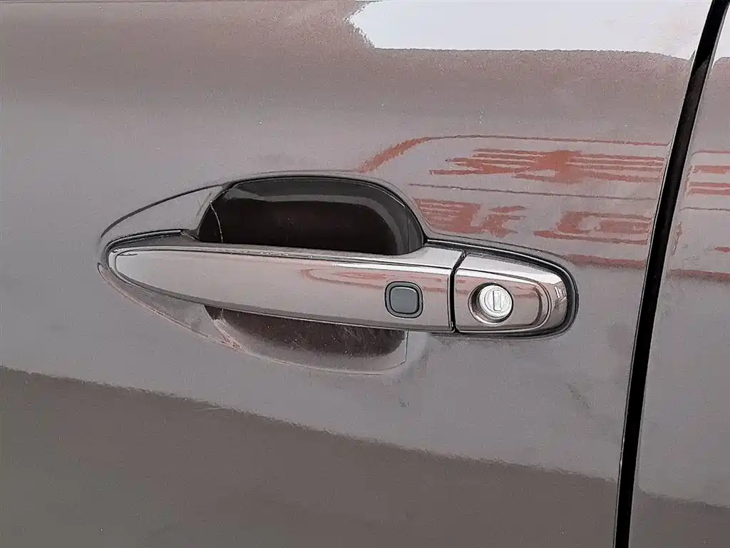 BYD S7 2016 2.0T Automatic Flagship Plus фото 18