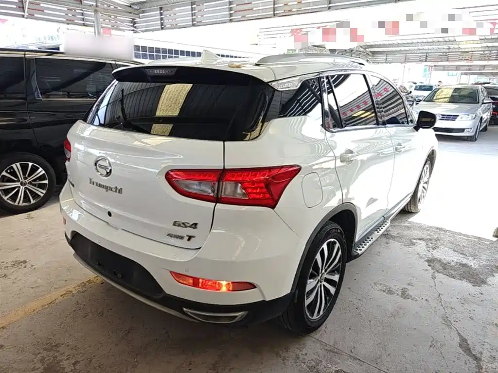 GAC Trumpchi Trumpchi GS4 2017 235T Automatic 2WD Luxury Smart Connected Edition фото 7