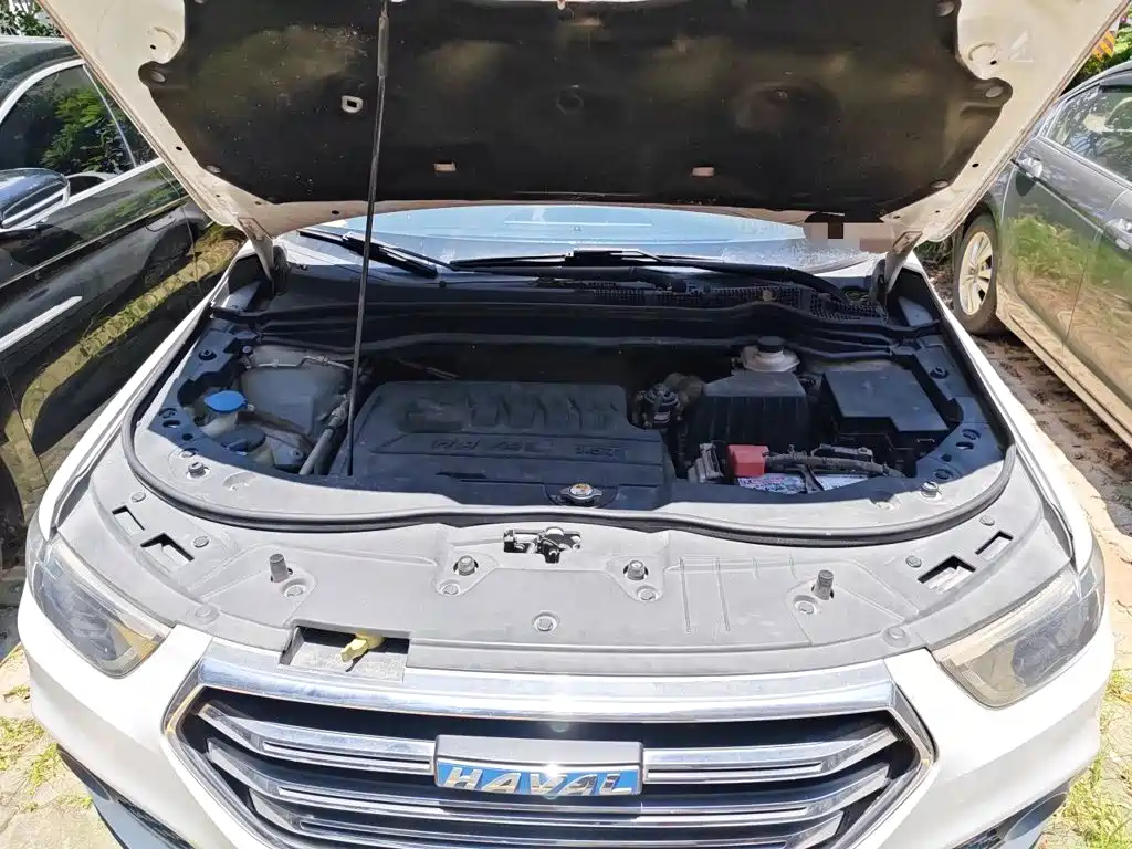 Photo 21 - Haval H6