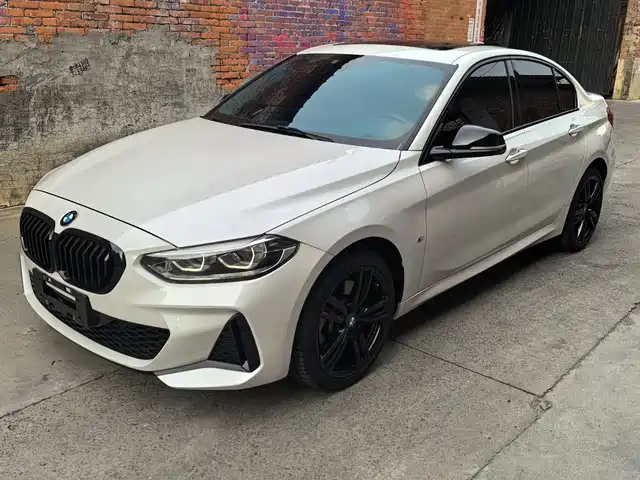 BMW 1 125i, M Спорт, чёрный пакет