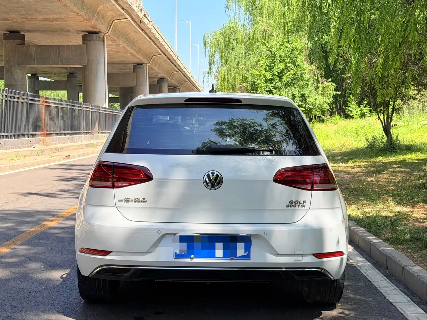 Volkswagen Golf 2020 200TSI DSG Comfort фото 5