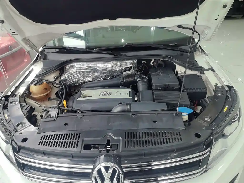 Volkswagen Tiguan 2015 1.8TSI Automatic 2WD Highline фото 20