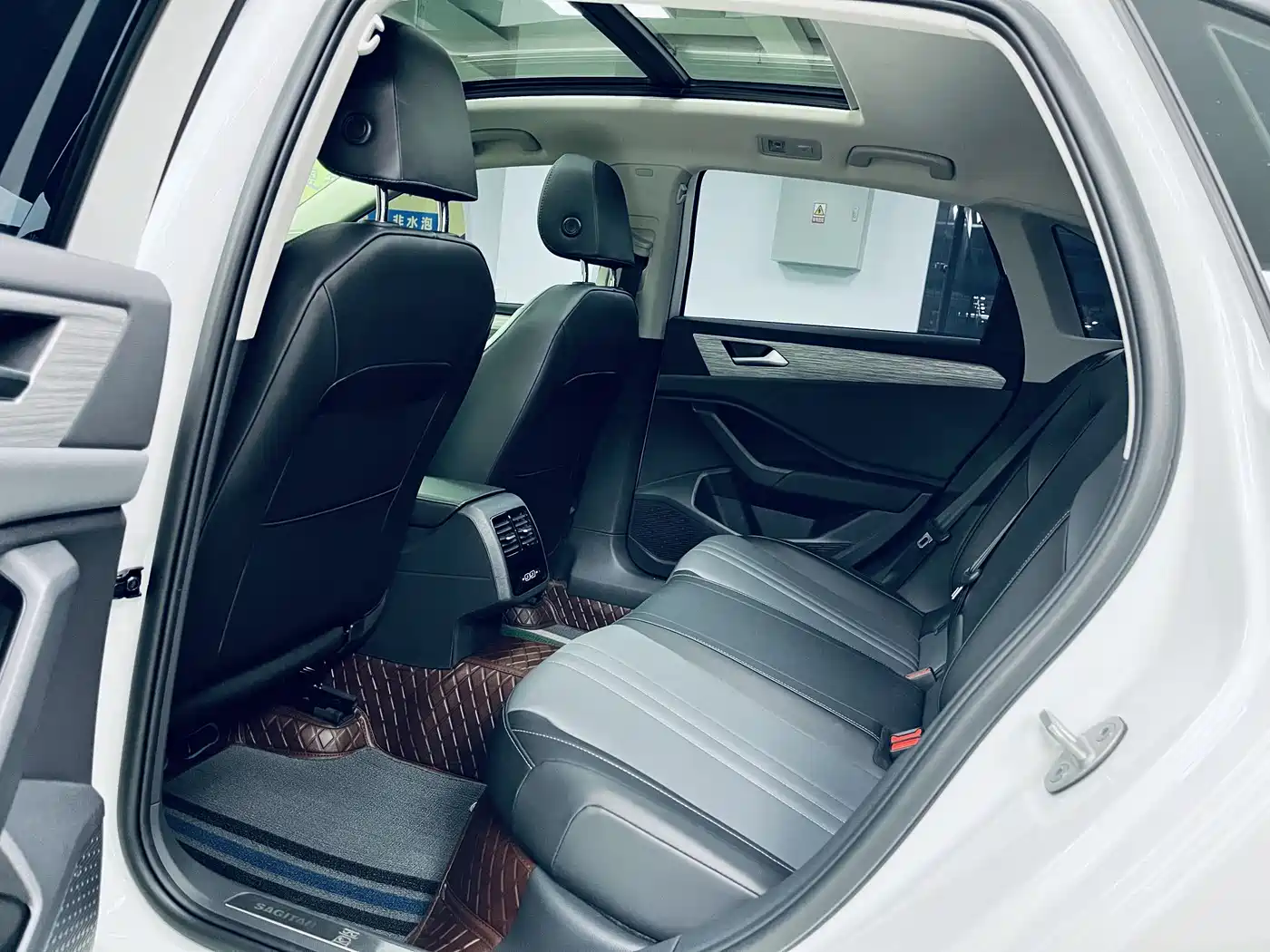 Volkswagen Sagitar 2025 Model Second Facelift 300TSI DSG Transcend Edition фото 17