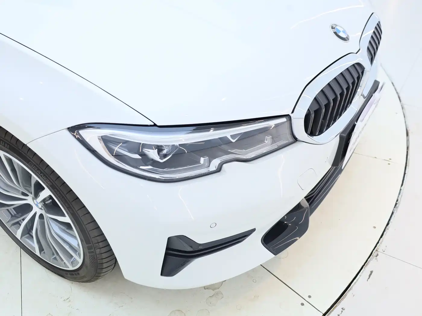 BMW 3 Series 2022 320i Sport Package фото 10