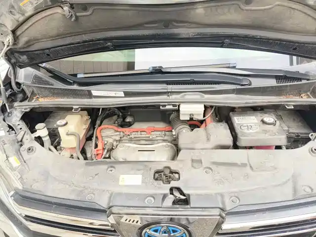 Toyota Vellfire 2019 Hybrid 2.5L HV Premium Edition — фото 3