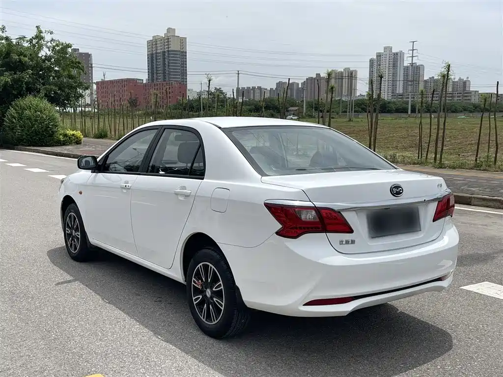 BYD F3 2020 1.5L Manual Luxury Edition фото 10