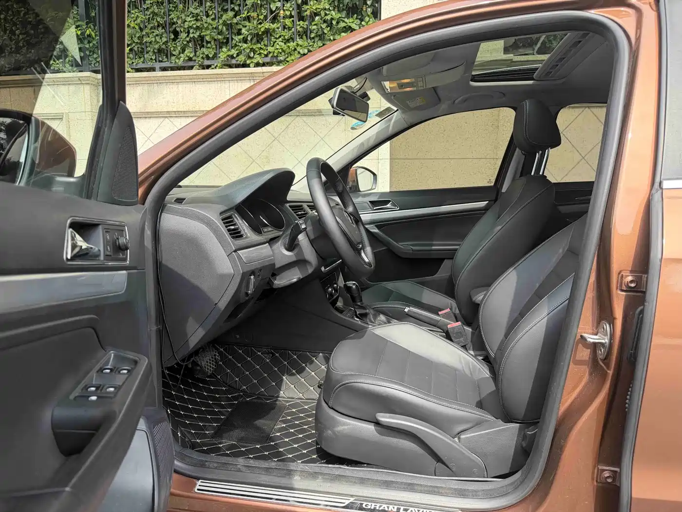 Volkswagen Lavida Tour 2017 2017 230TSI DSG Comfort Edition