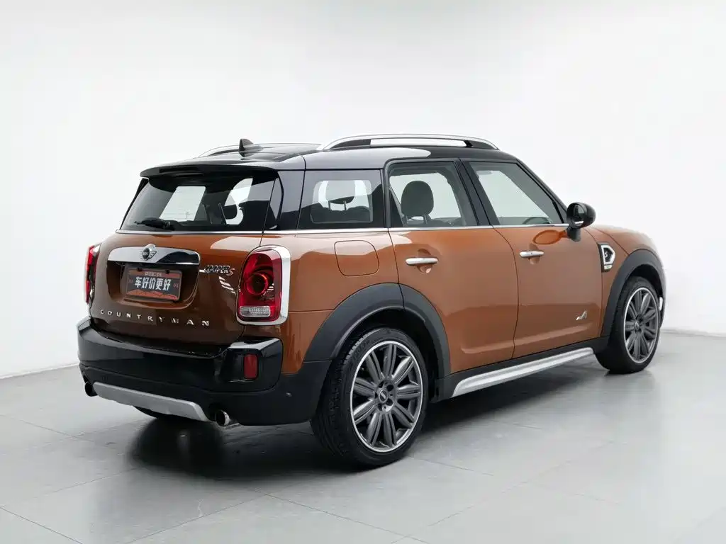 Фото 2 - MINI COUNTRYMAN