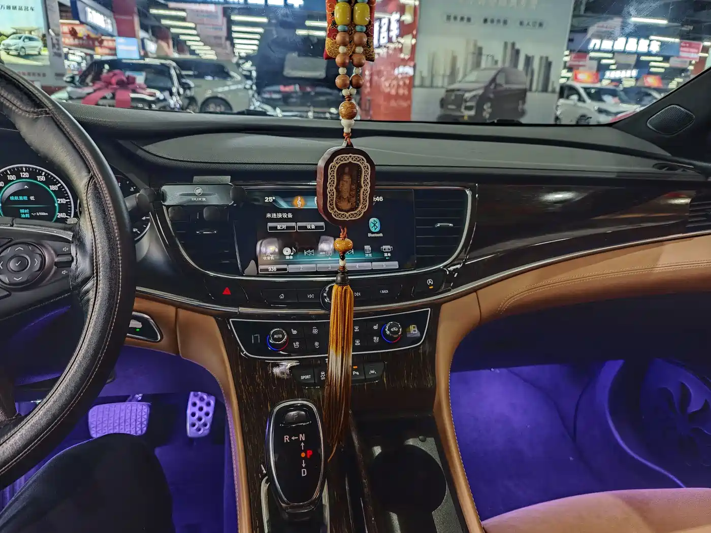 Buick LaCrosse 2016 20T Luxury фото 9