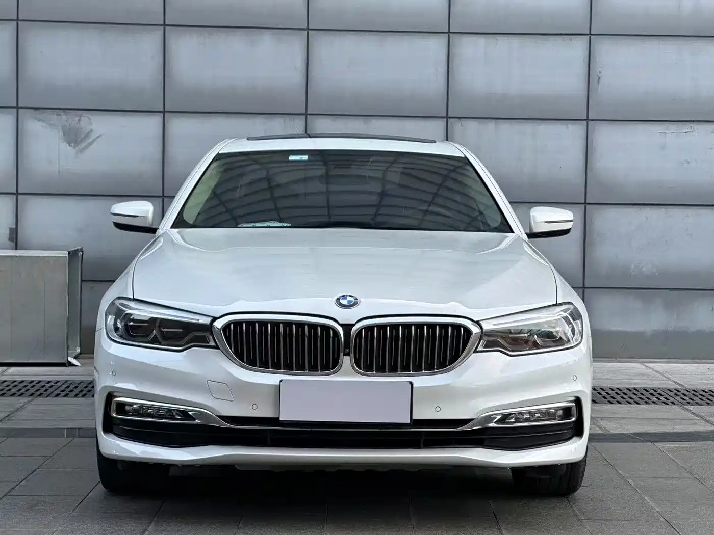 BMW 5 Series 2018 530Li Exclusive Luxury Package фото 2