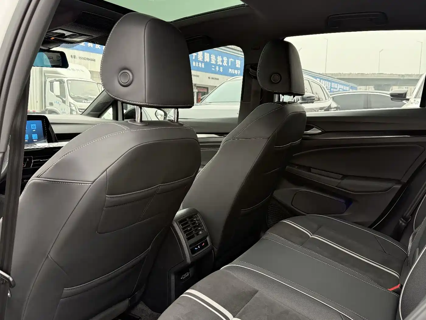 Volkswagen Golf 2021 280TSI DSG R-Line фото 4