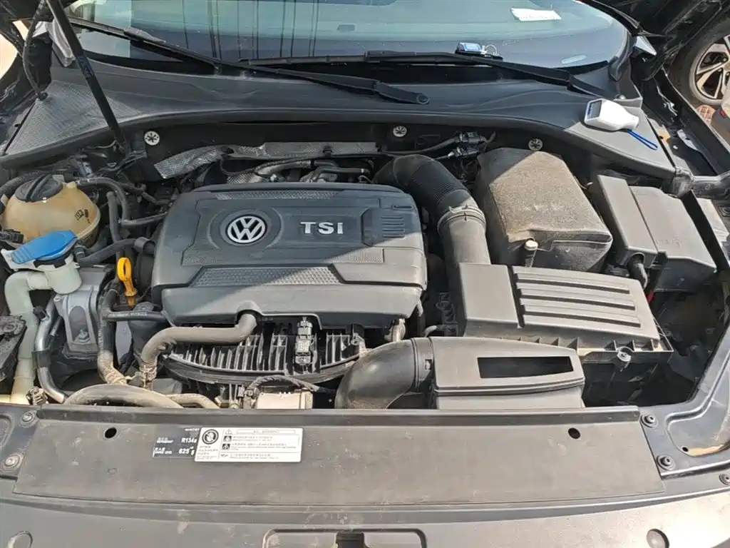 Volkswagen Passat 2017 330TSI DSG Prestige фото 20