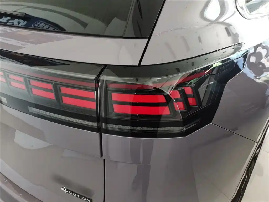 Volkswagen Teramont 2025 Teramont Pro 450TSI 4WD Summit Edition фото 8