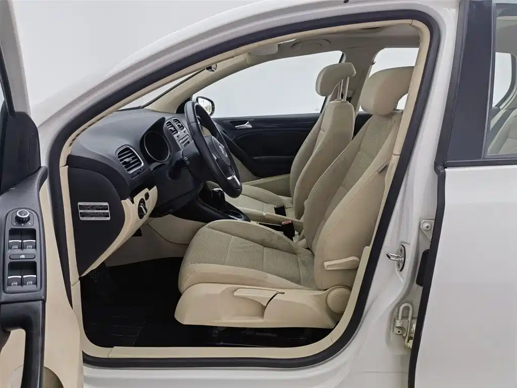 Volkswagen Golf 2012 1.4TSI Automatic Comfort фото 10