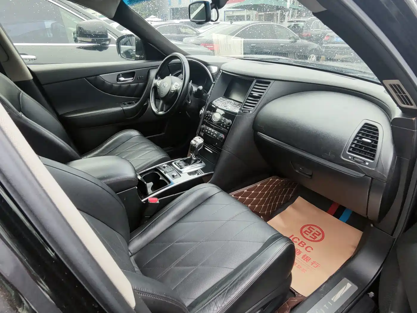 Infiniti FX 2012 2011 Model FX35 Gold Standard Edition