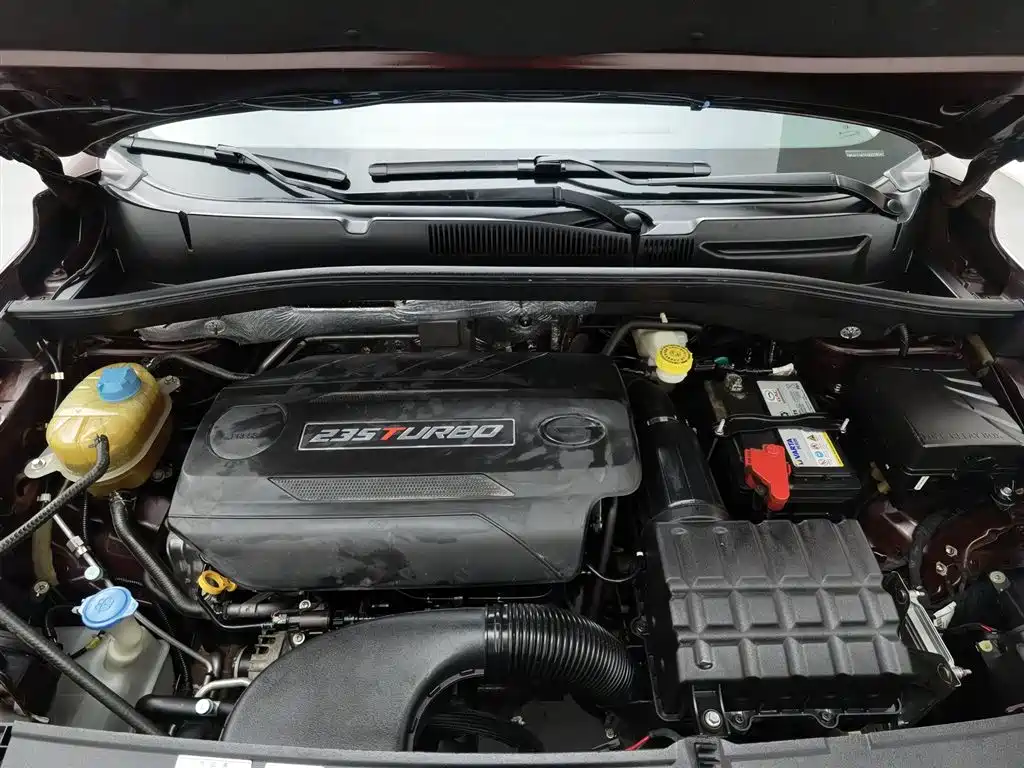 GAC Trumpchi Trumpchi GS4 2016 235T Manual Luxury Edition фото 6