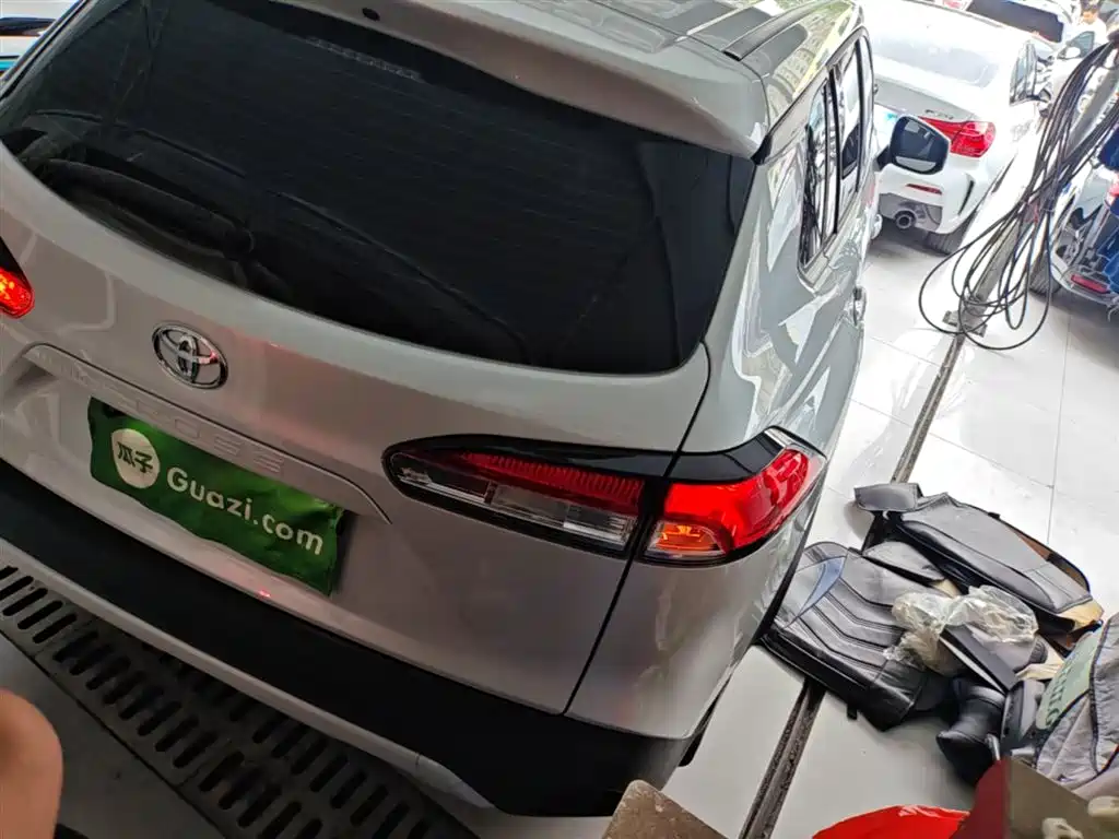 Toyota Corolla Cross 2023 2.0L Pioneer Edition фото 7