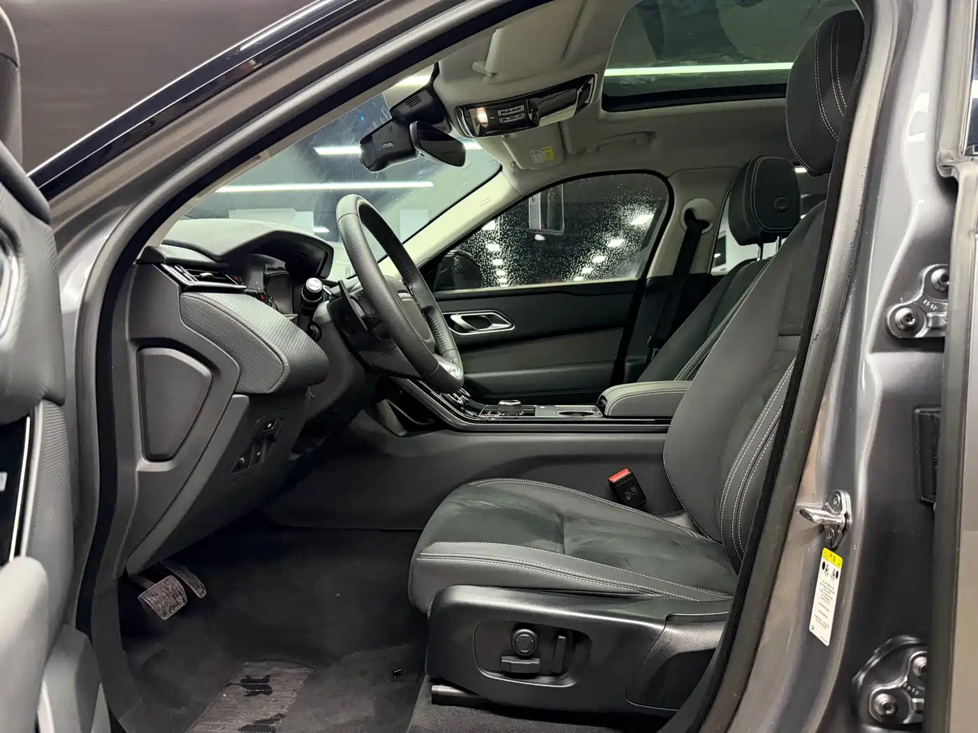 Land Rover Range Rover Velar 2021 P250 фото 4