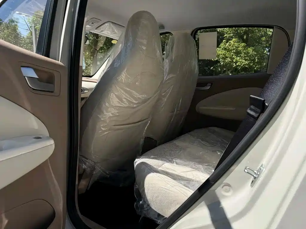 Wuling Motors Hongguang MINIEV 2026 2025 4-Door Advanced