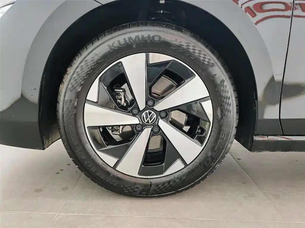 Volkswagen Magotan 2026 300TSI Premium Edition Eye-catcher фото 17