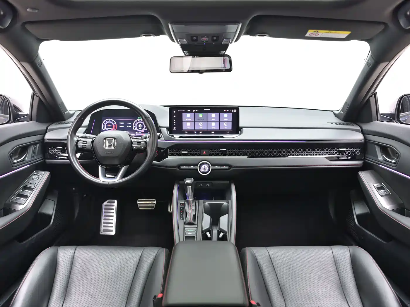 Фото 13 - Honda Accord
