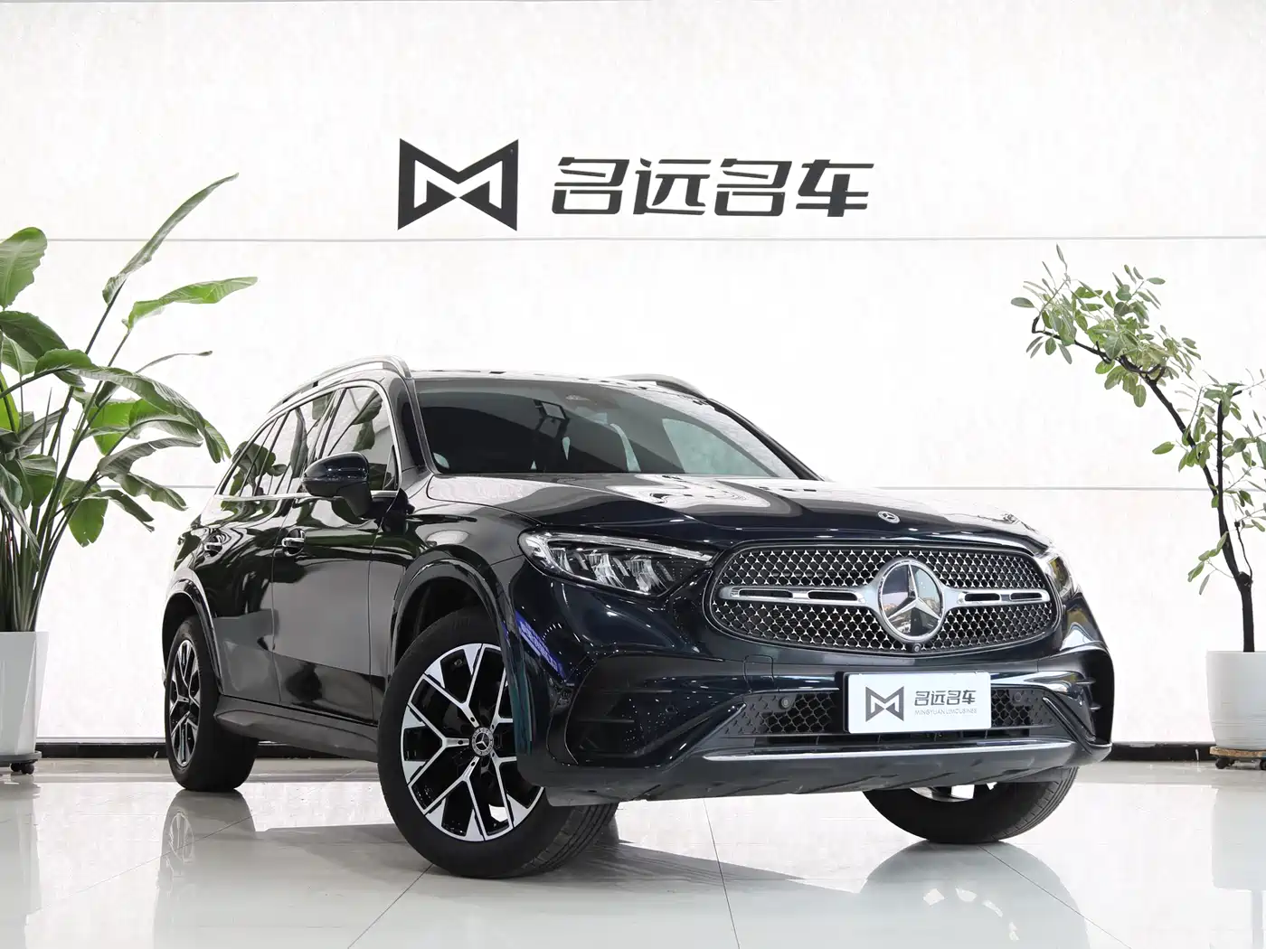 Mercedes-Benz GLC 2023 GLC 260 L 4MATIC Luxury 5-Seater фото 3