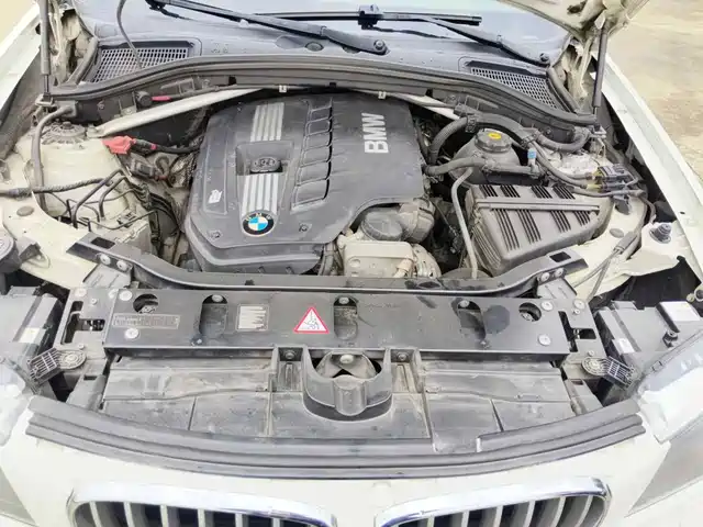 BMW X3 (Import) 2011 xDrive28i Luxury — фото 3