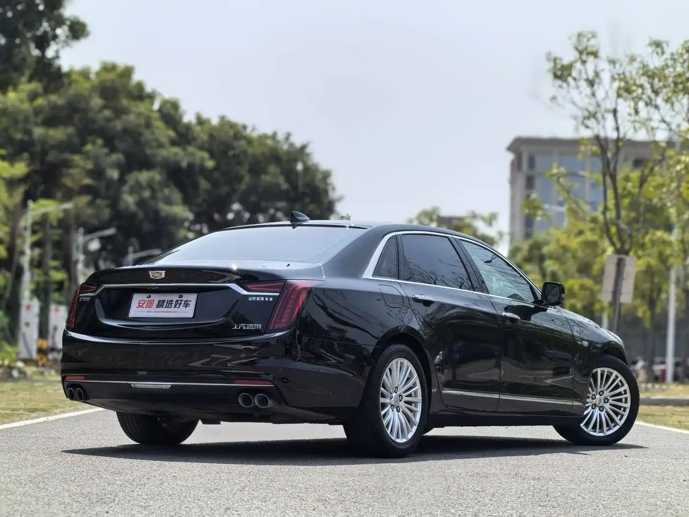 CADILLAC CT6