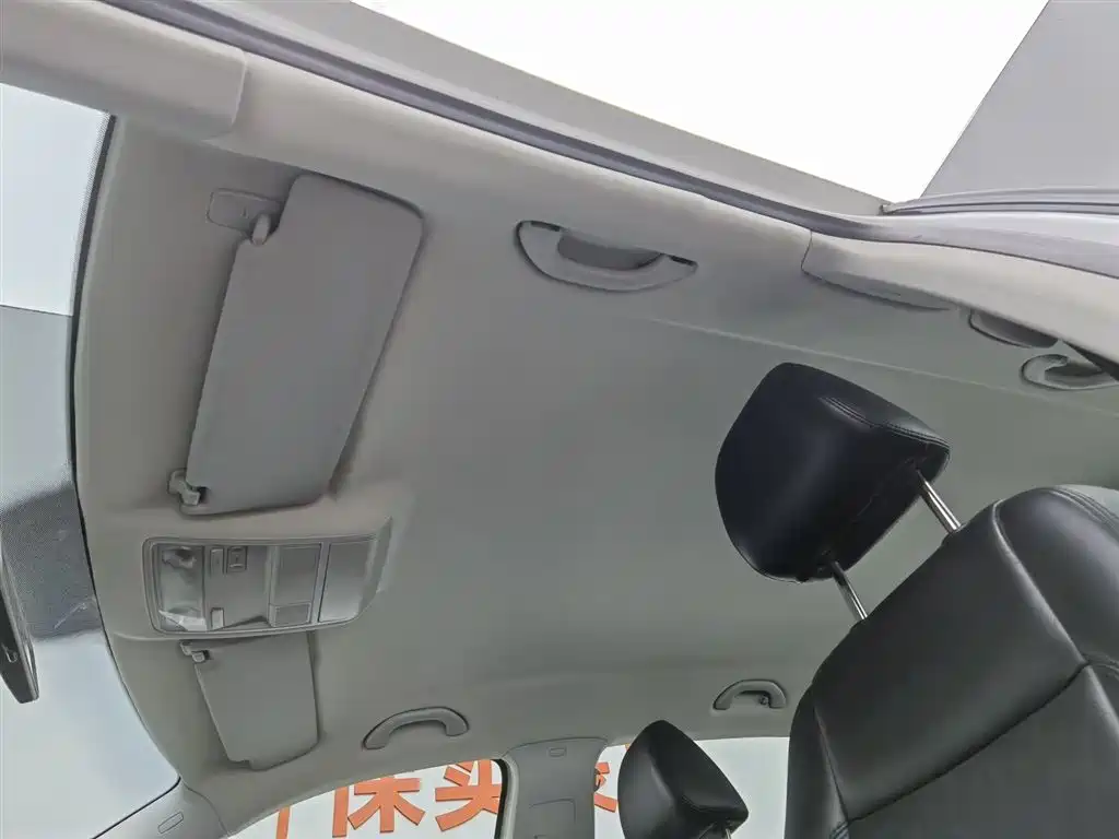 Volkswagen Tiguan 2012 1.8TSI Automatic 2WD Trend Edition фото 14