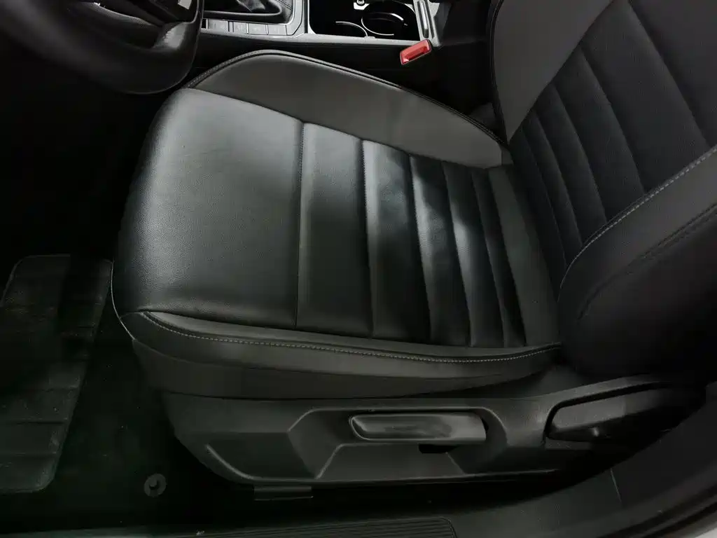 Volkswagen Sagitar 2020 280TSI DSG Comfort China VI фото 20