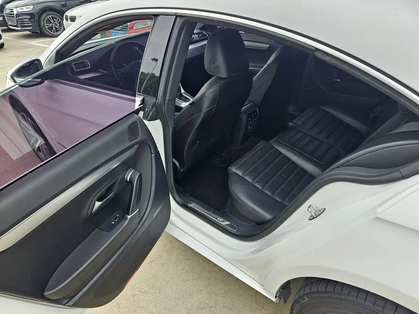 Volkswagen FAW-Volkswagen CC 2016 Model 1.8TSI Premium фото 8