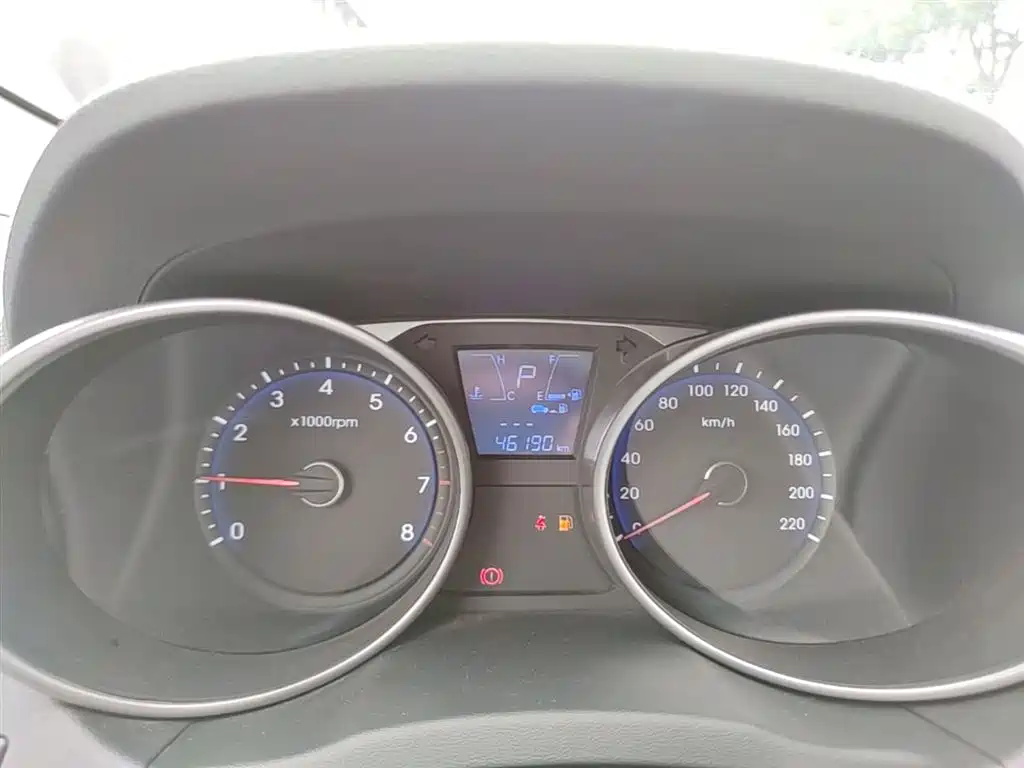 Hyundai Beijing Hyundai ix35 2015 2.0L Automatic 2WD Comfort China V фото 12