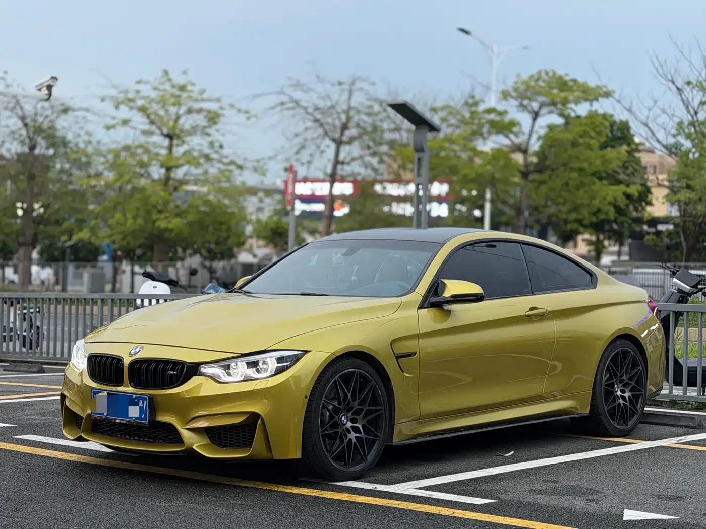 Фото 1 - BMW M4