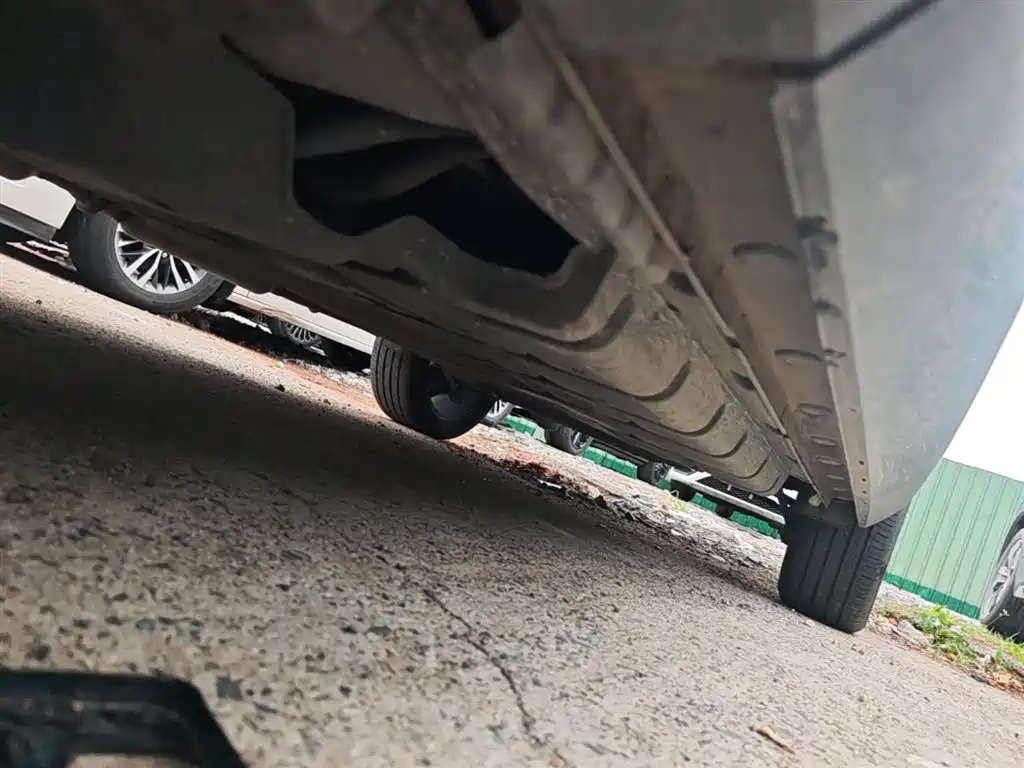 BYD Song PLUS PHEV 2021 DM-i 51KM Honor фото 8