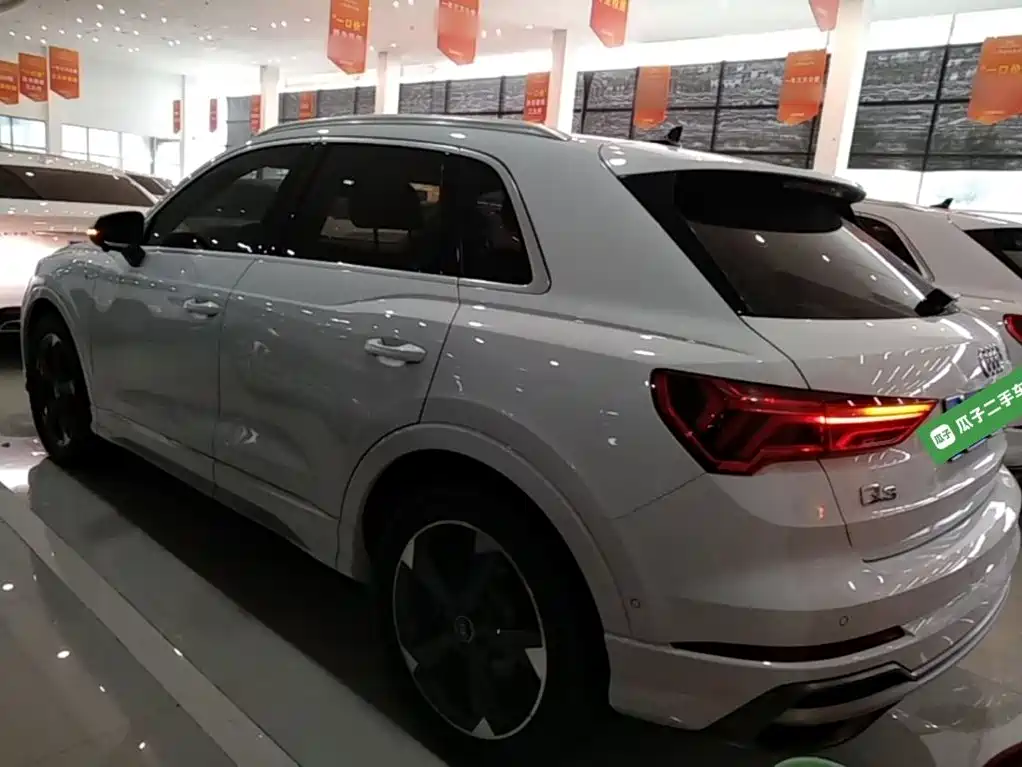 Фото 5 - Audi Q3