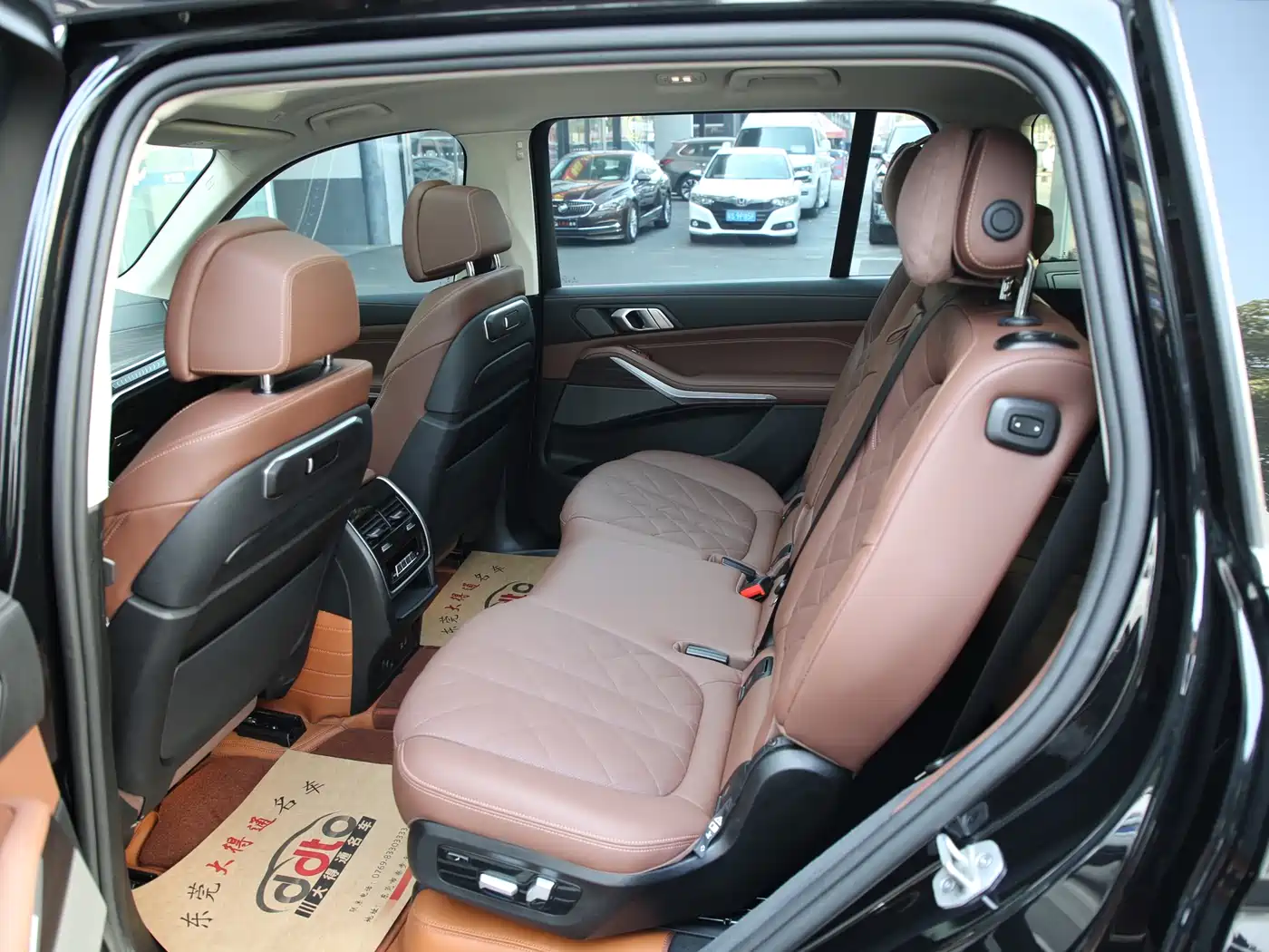 BMW X7 2023 xDrive40i Leading Luxury Package фото 4