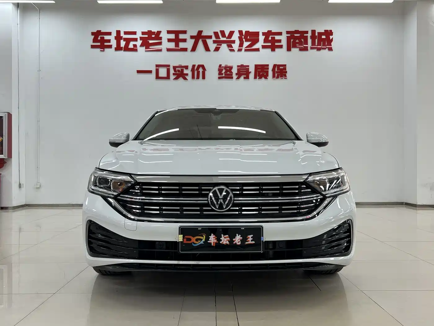 Volkswagen Sagitar 2023 300TSI DSG Surpassing Edition фото 2