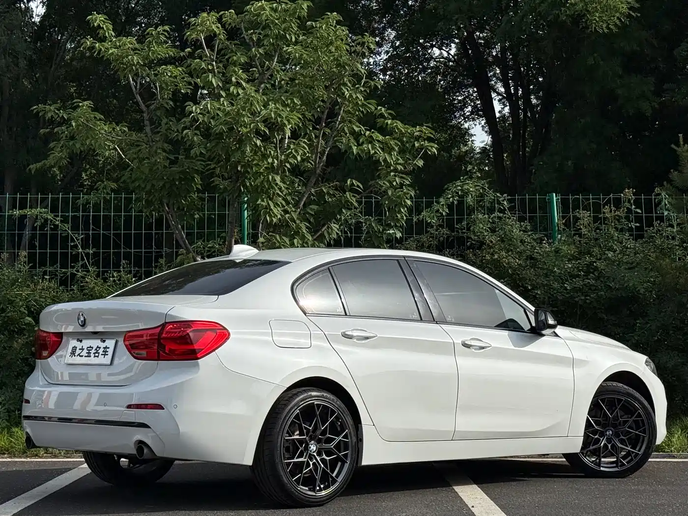 BMW 1 Series 2018 120i Design Package фото 12