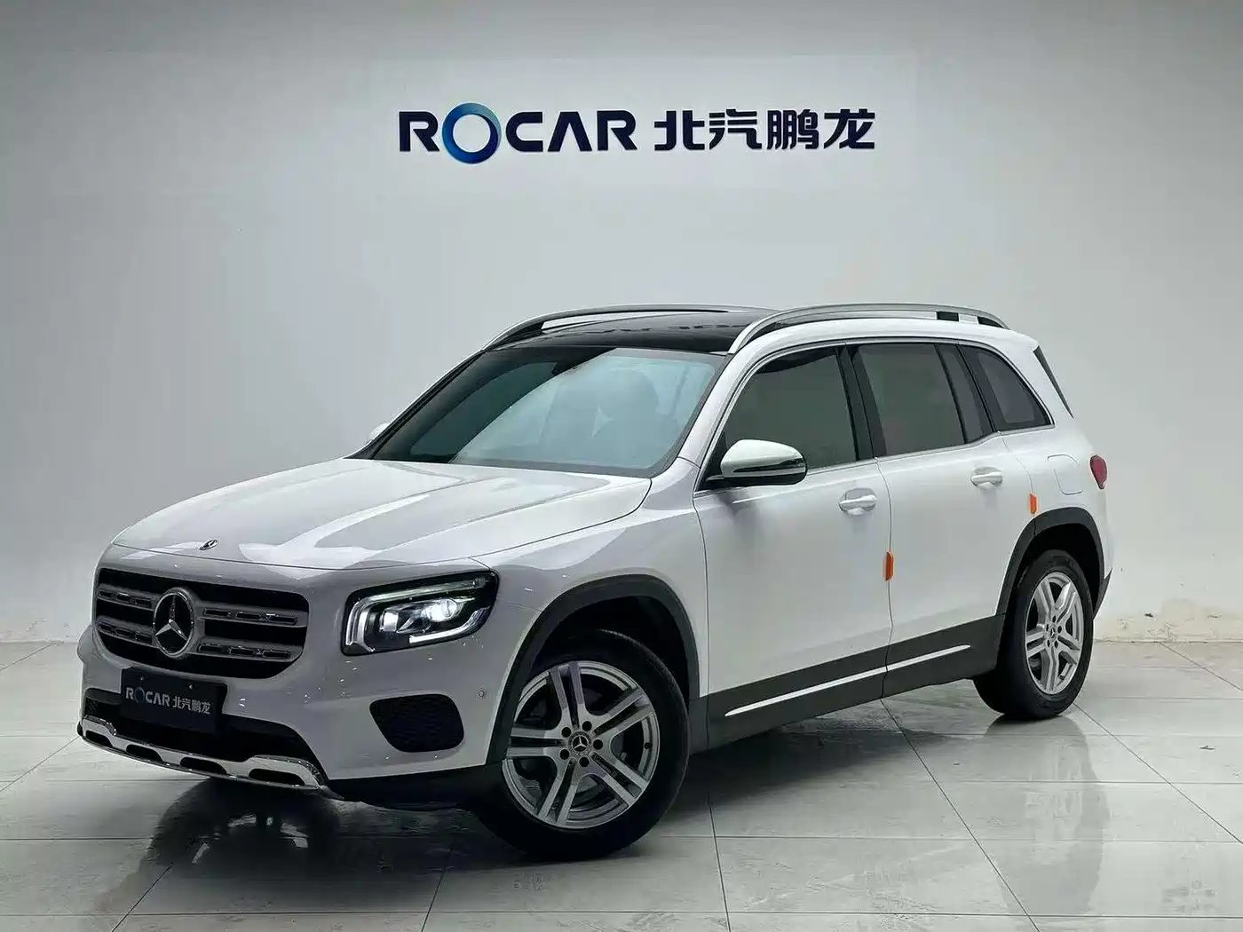 MERCEDES-BENZ GLB