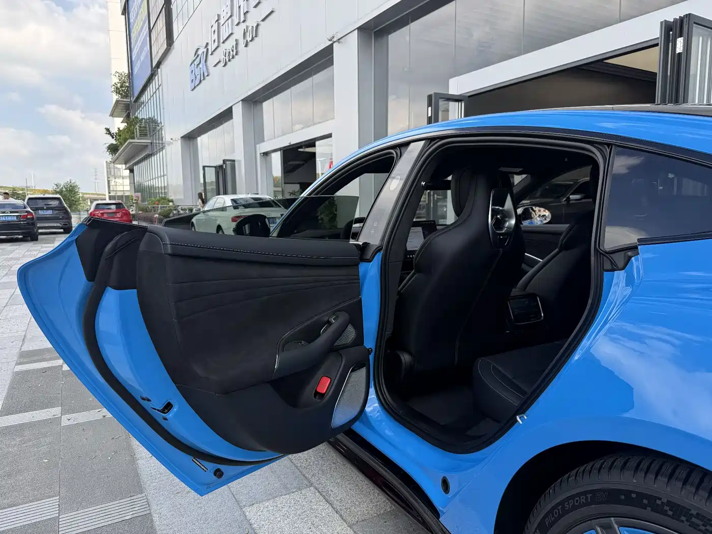 Xiaomi Auto Xiaomi SU7 2026 Rear-Wheel Drive Edition фото 16