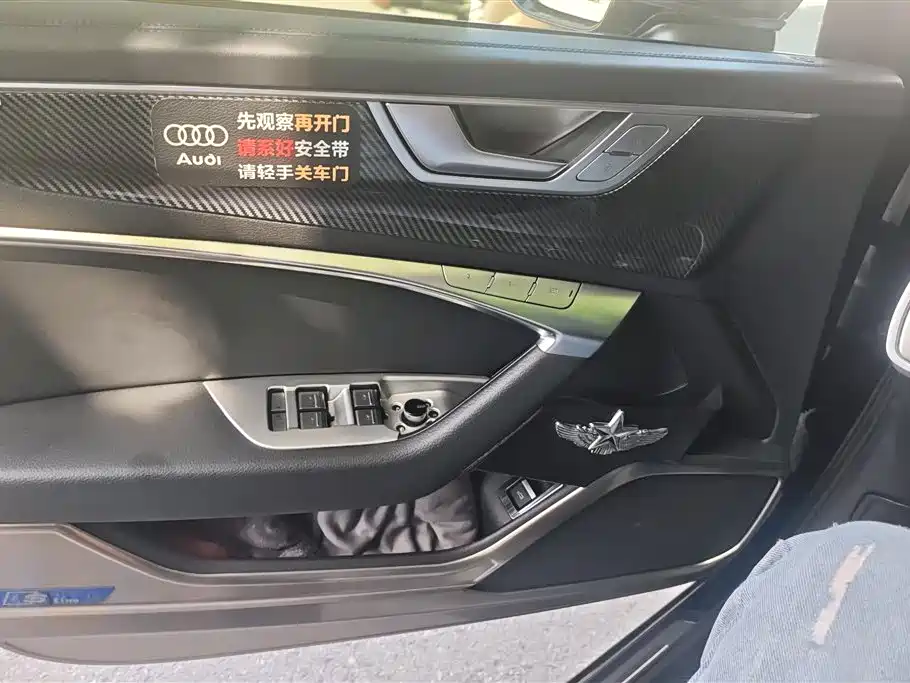 Audi A6L 2024 40 TFSI Luxury Elegance фото 7