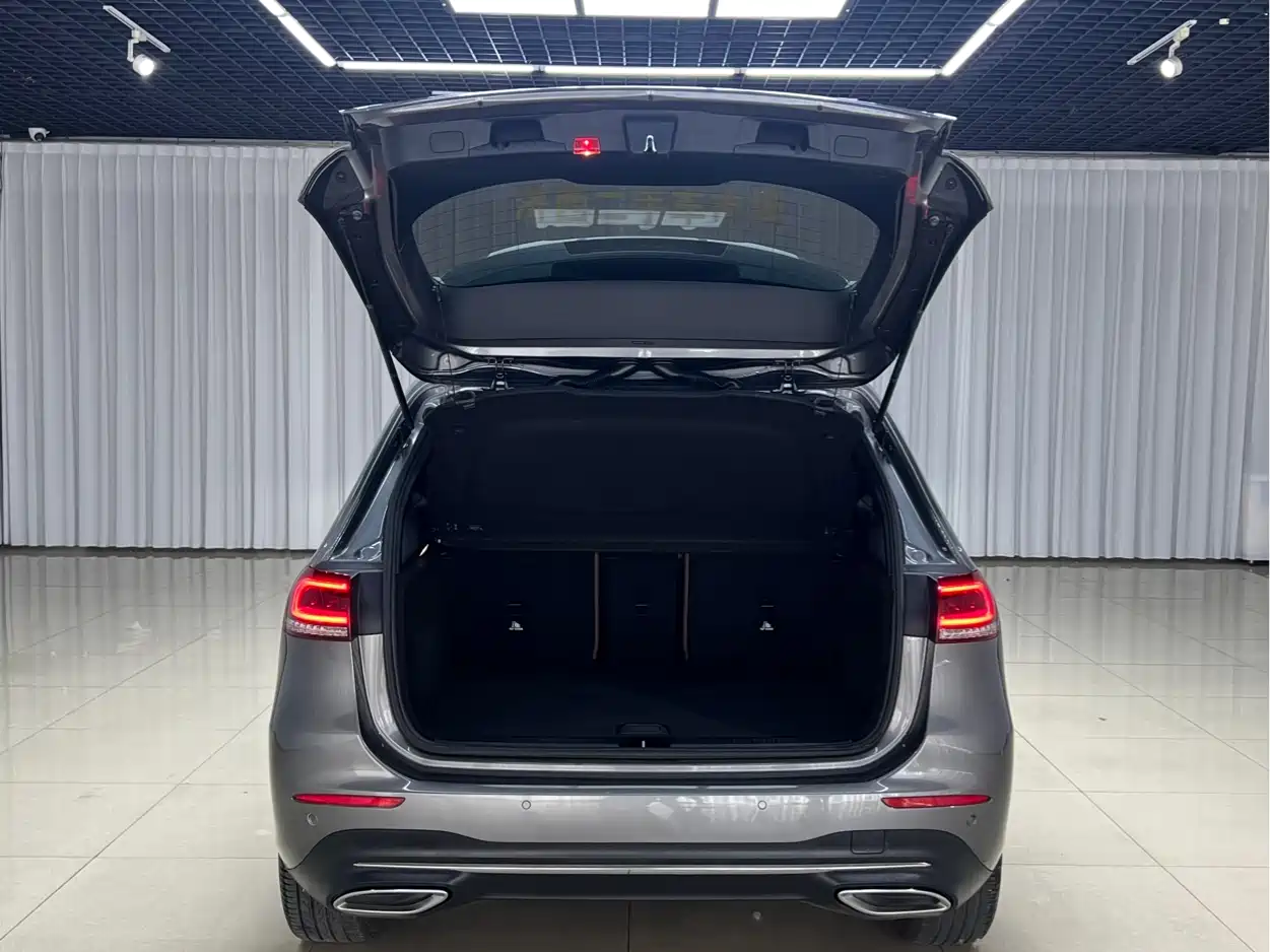 Mercedes-Benz B-Class 2020 B 200 Sport Edition фото 6