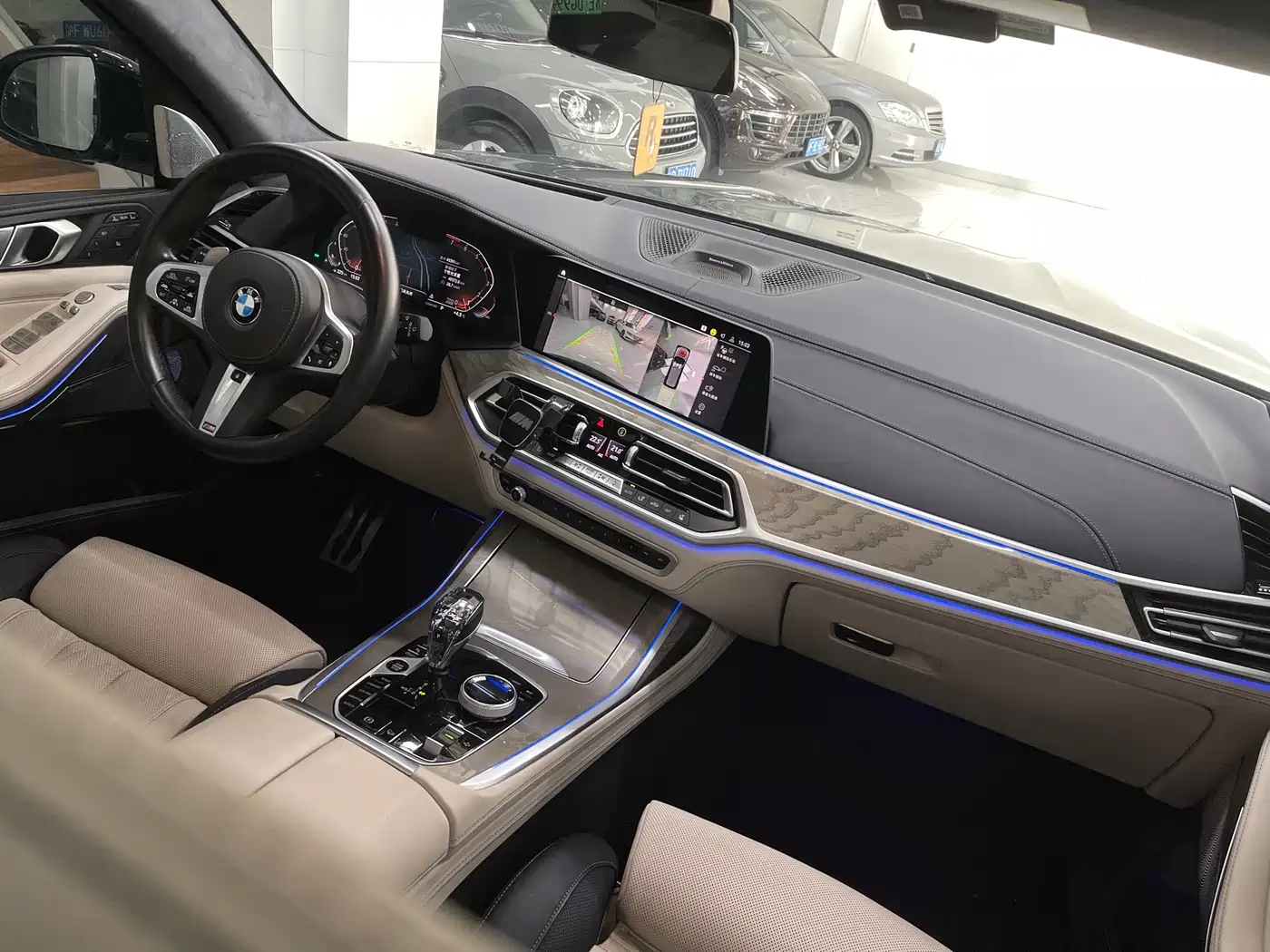 BMW X7 2021 xDrive40i Executive M Sport Package фото 12